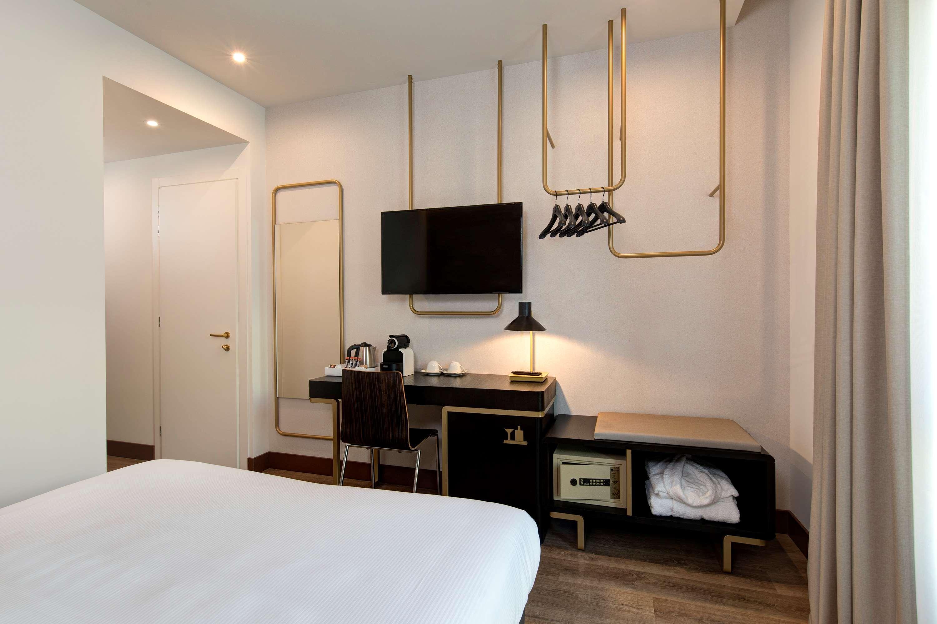HotelTritone Mestre Esterno foto