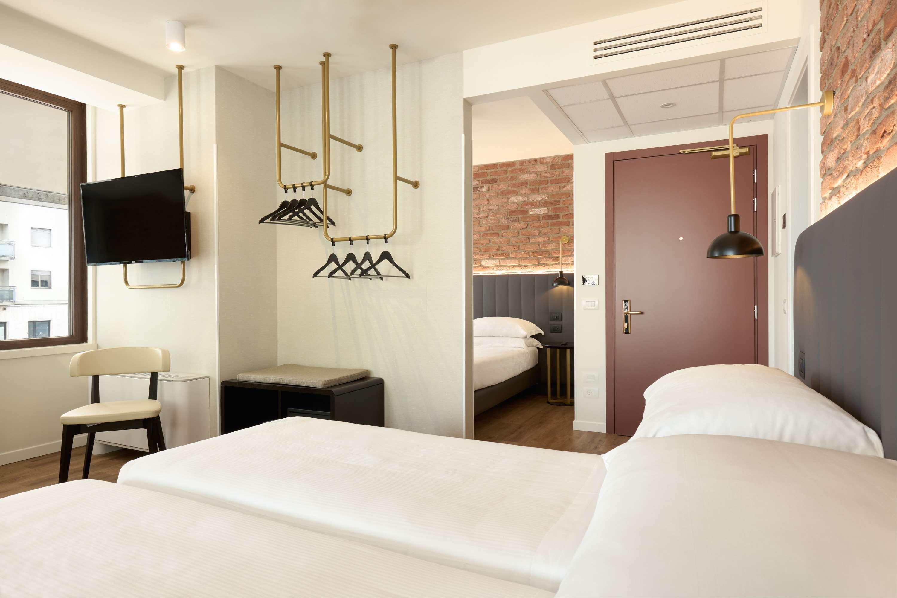 HotelTritone Mestre Esterno foto