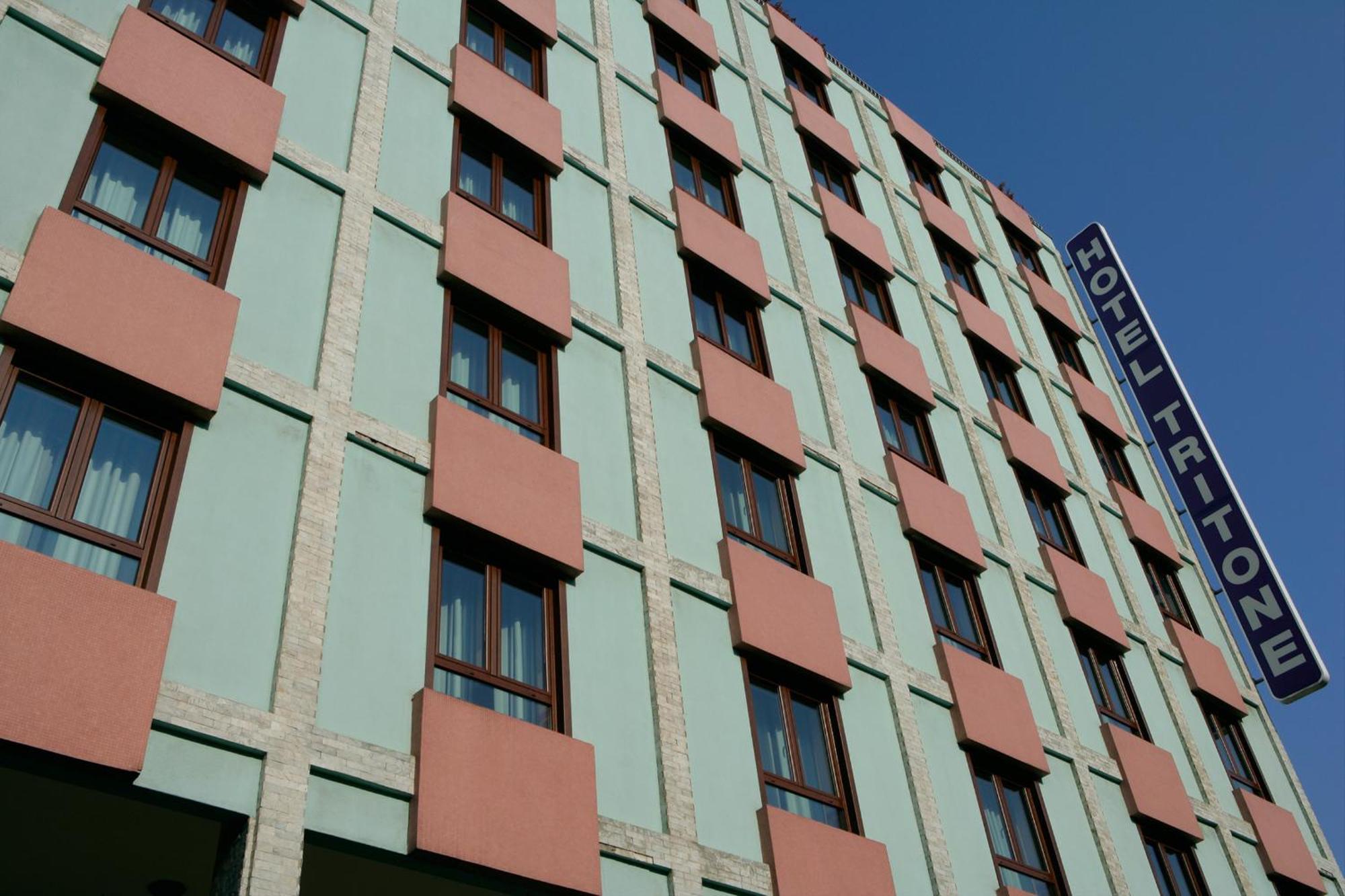 HotelTritone Mestre Esterno foto